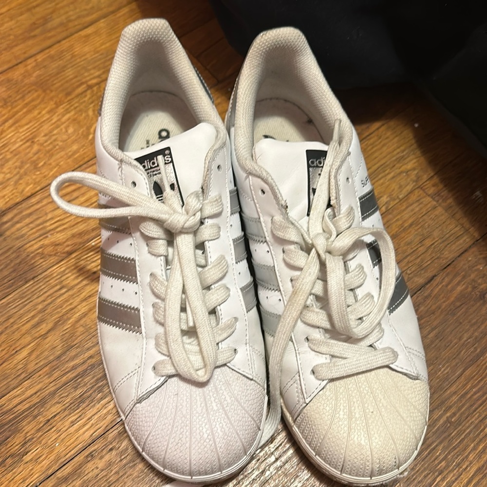 Adidas Superstar